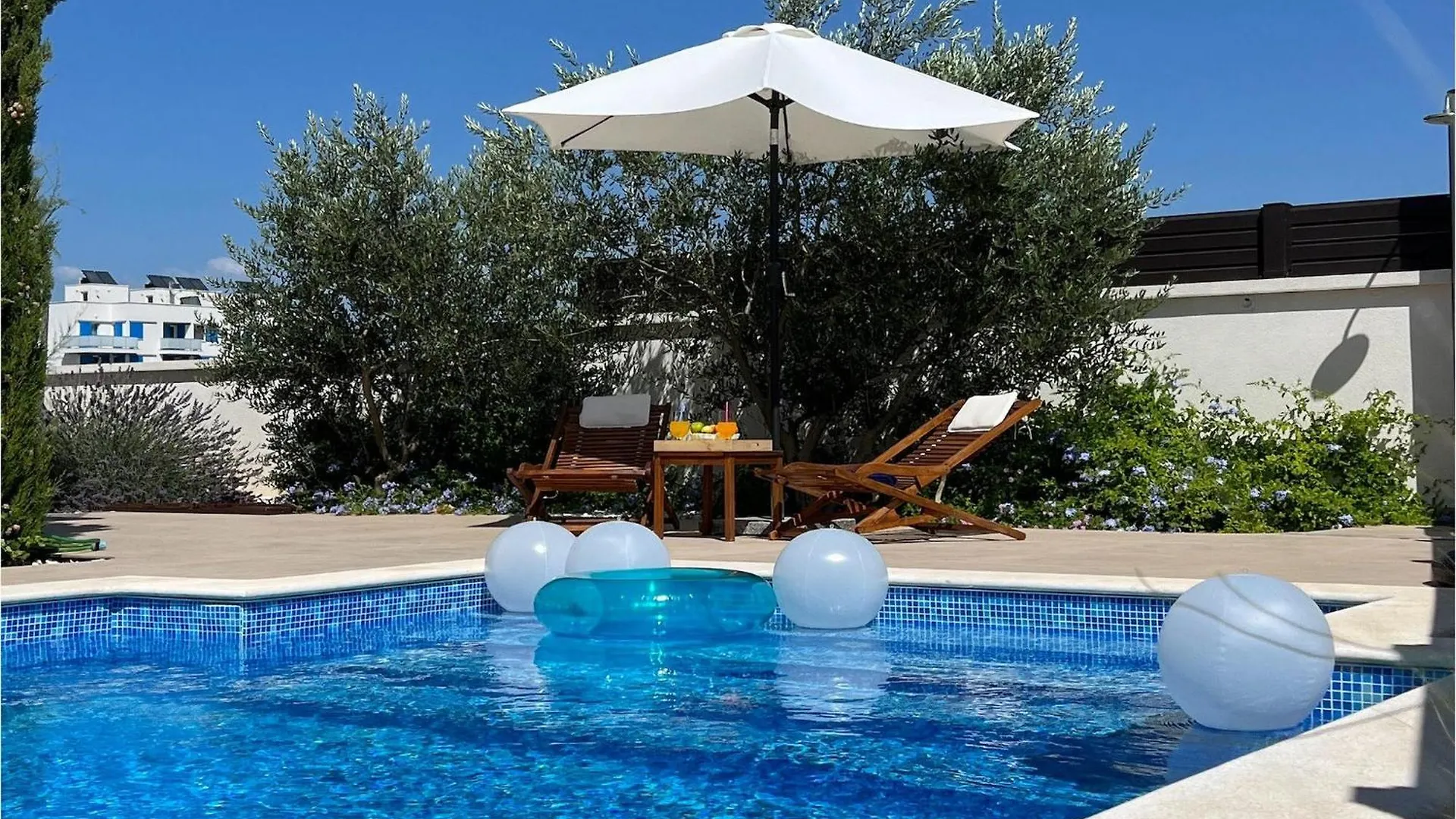 Villa Wave Zadar 0*,  Croatia